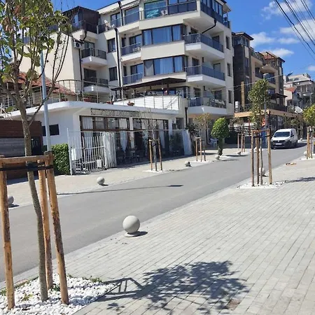 иванови сарафово Apartament *