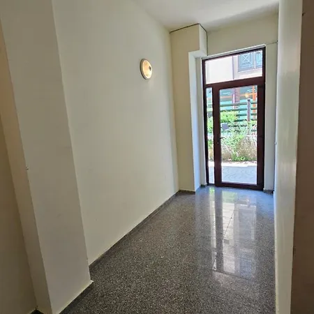 иванови сарафово Apartment *